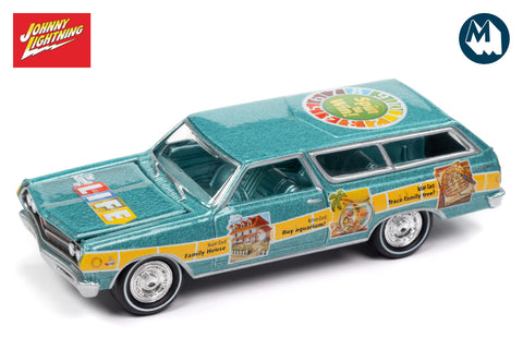 1965 Chevy Station Wagon / Game of Life