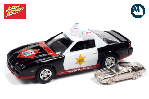 1982 Chevy Camaro & Token / Monopoly (Jail)