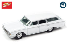 1960 Ford Ranch Wagon / James Bond (From Russia With Love)