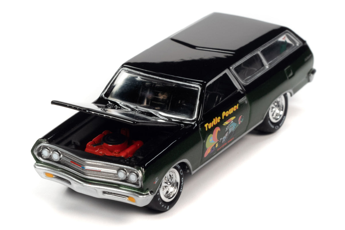 1965 Chevrolet Chevelle Wagon / Turtle Wax (Green Metallic Lower & Gloss Black Upper)