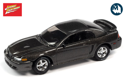 2003 Ford Mustang (Mineral Gray Metallic)