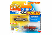 1965 International 1200 Truck with Split-cockpit Wood Boat