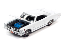 1965 Royal Bobcat Pontiac Catalina 2+2 (Ivory)