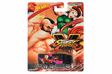 Hot Wheels Pop Culture 2018 Mix 5 Street Fighter / Hiway Hauler - Zangief & Cammy