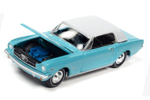 1965 Ford Mustang / James Bond (Thunderball)