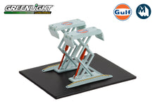 Gulf Oil Automotive Double Scissor Lifts (Series 1)