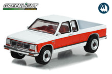 1984 GMC S-15 Sierra Classic 4x4 (Apple Red and Frost White)
