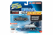 2004 Ford F-250 Truck with Pontoon Boat