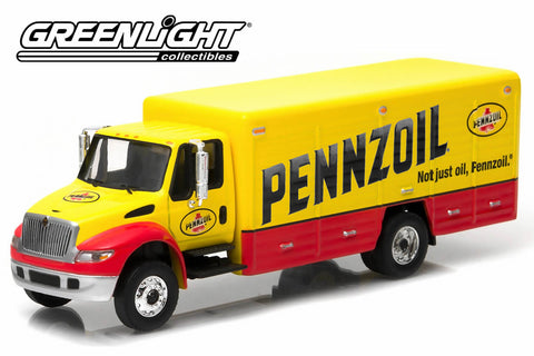 2013 International Durastar 4400 Pennzoil Delivery Truck