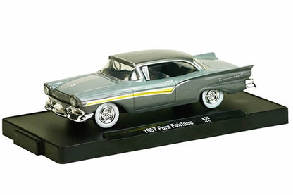 M2 Drivers 33 - 1957 Ford Fairlane 500