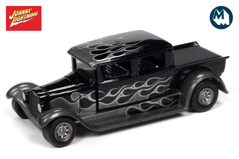 1929 Ford Crew Cab Truck - Gloss black with silver flames