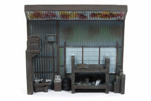 Darnell's Do It Yourself Garage / Christine