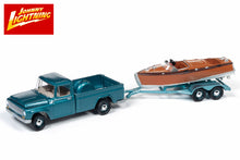 1965 International 1200 Truck with Split-cockpit Wood Boat