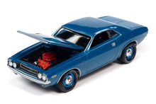 1970 Dodge Challenger R/T (B5 Bright Blue)