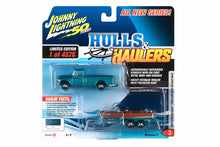 1965 International 1200 Truck with Split-cockpit Wood Boat