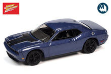2010 Dodge Challenger R/T (Plum Crazy)