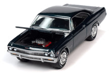 1965 Chevrolet Impala SS (Tahitian Turquoise Poly)