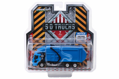 2019 Mack LR Refuse Truck