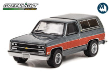 1990 Chevrolet K5 Blazer Lifted (Gray Metallic & Fire Red)