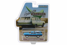 1972 Oldsmobile Vista Cruiser (Viking Blue and Wood Grain)