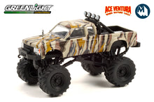 Ace Ventura: When Nature Calls / 1989 Chevrolet S-10 Extended Cab Monster Truck