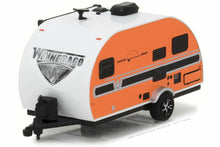 2017 Winnebago Winnie Drop (Orange)