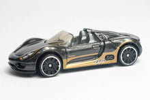 Hot Wheels Porsche Series (2015) #2 - Porsche 918 Spyder