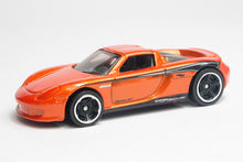 Hot Wheels Porsche Series (2015) #7 - Porsche Carrera GT