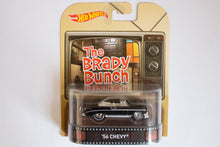 Hot Wheels Retro Entertainment 2015 Mix 3 / The Brady Bunch - '56 Chevy