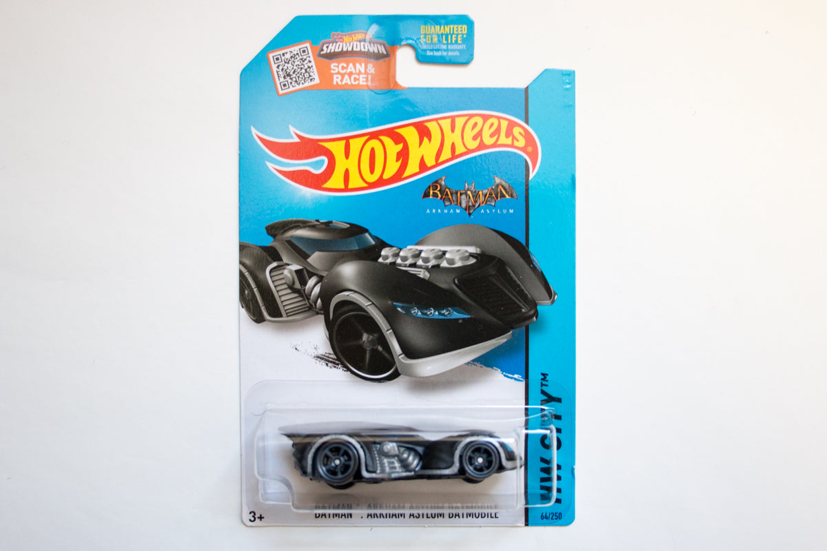 064/250 - Batman Arkham Asylum Batmobile