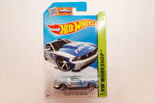 240/250 - Custom '12 Ford Mustang