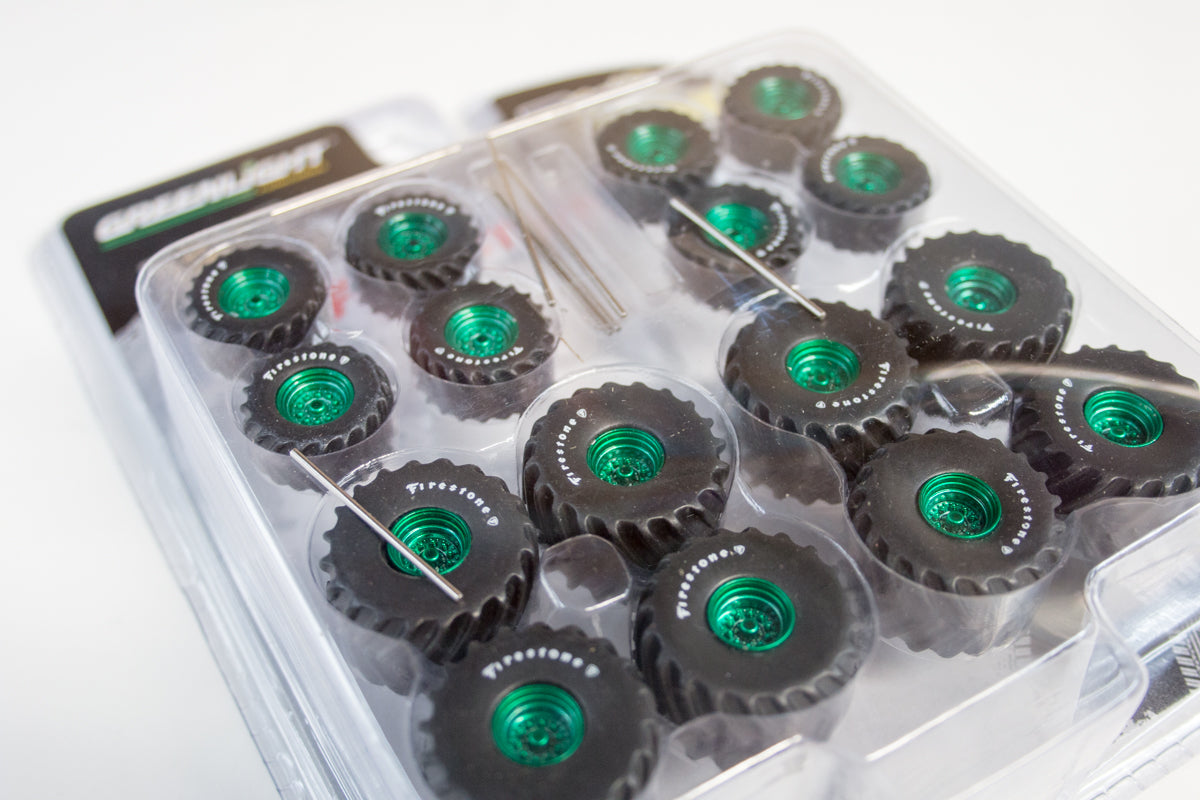 [Green Machine] Greenlight Kings of Crunch (Firestone) Wheel & Tyre Pack