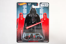 Hot Wheels Pop Culture 2019 Mix 4 Star Wars / Dream Van XGW - Darth Vader