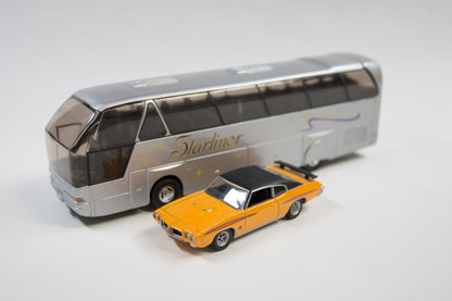 Neoplan Starliner (Silver)