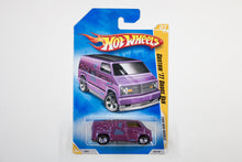 2008 - 007/172 - Custom '77 Dodge Van (First Edition)