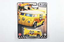Hot Wheels Boulevard 2021 / #025 - Volkswagen Drag Bus (Mooneyes)