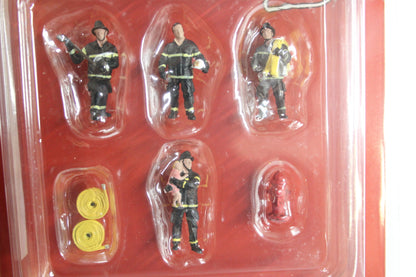 1:64 American Diorama Firefighters Set (AD-76468)