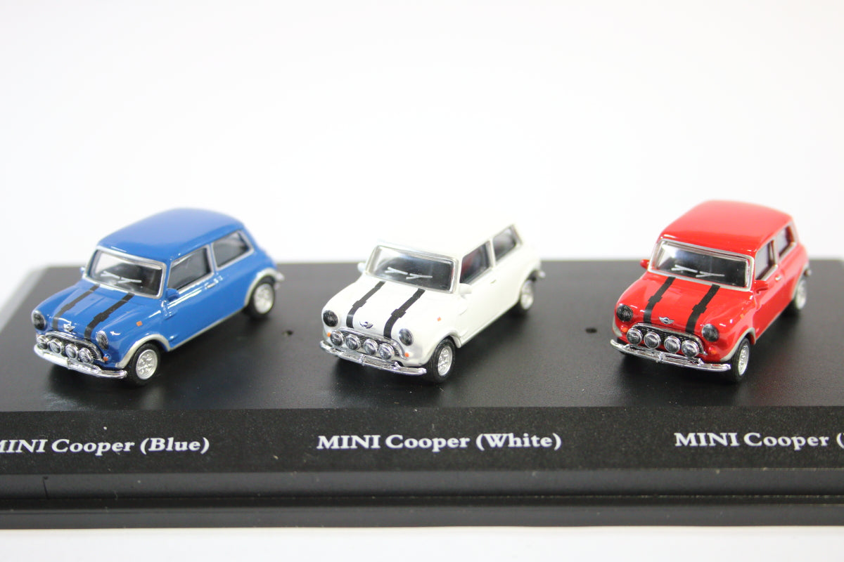 Carraramas New Mini Cooper 3台セット 1:72 1:72 - 3 Car Mini Cooper Set (Red, White & Blue) – Modelmatic