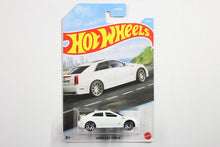 Cadillac CTS-V (White Diamond Tricoat)