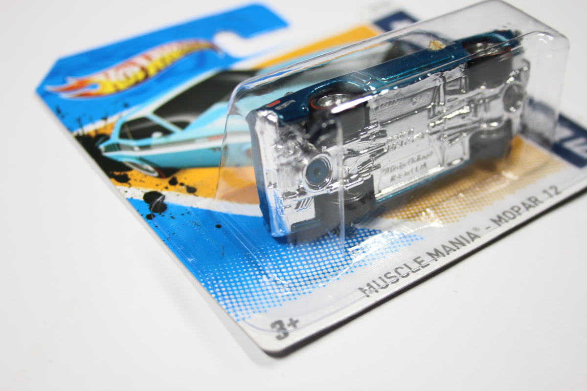 [Super] Hot Wheels 2012 Super Treasure Hunt - '71 Dodge Challenger (Short Card)