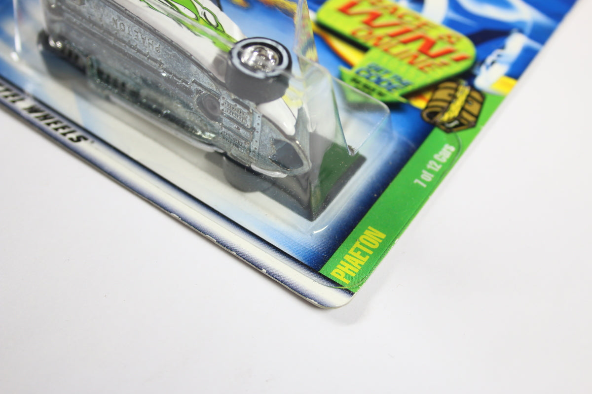 Hot Wheels 2002 Treasure Hunt Phaeton in White w - UK