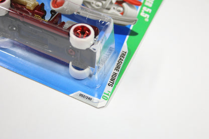 [Super] Hot Wheels 2010 Super Treasure Hunt - Old Number 5.5 (Long Card)