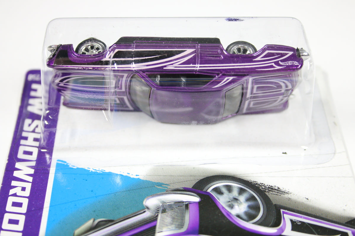 [Super] Hot Wheels 2013 Super Treasure Hunt - '64 Buick Riviera (Long Card)