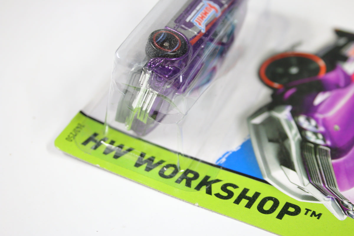[Super] Hot Wheels 2014 Super Treasure Hunt - '70 Chevy Chevelle SS (Long Card)