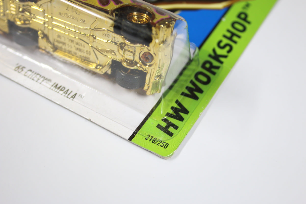[Super] Hot Wheels 2014 Super Treasure Hunt - '65 Chevy Impala (Long Card)