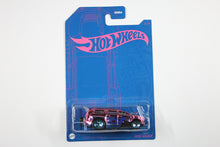 2022 Mix 2 #06 - Nitro Tailgater / Blue and Pink