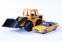Digger c/w Bucket