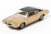 Slap Shot (1977) - 1970 Pontiac GTO
